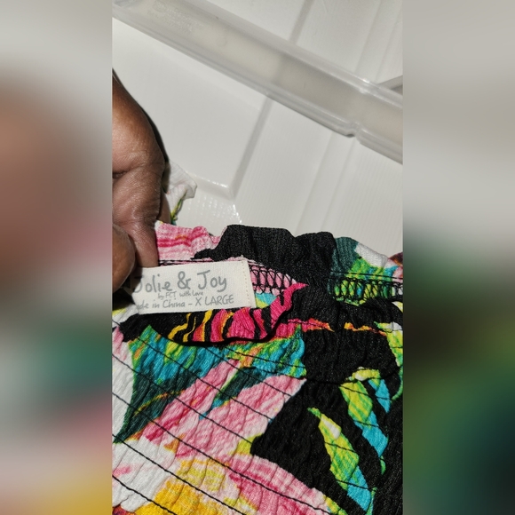 NWT !! FASHION NOVA JOLIE AND JOY FLOWER MINI SKIRT !! - Picture 3 of 6